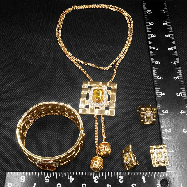 Affordable luxury Fashion Dubai jewelry set with champagne gold rhinestones