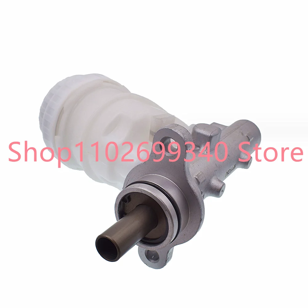 MN102882 Car Brake Master Cylinder For Mitsubishi L200 Triton 2005-2015 Pajero Montero Shogun Sport Challenger 2008-2015