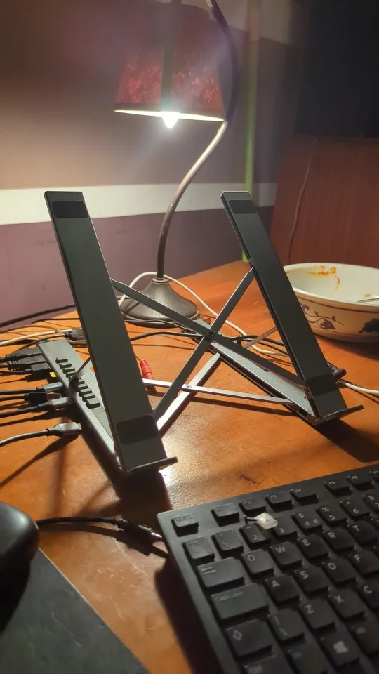 8-in-1 Aluminum Laptop Stand & USB-C Docking Station photo review