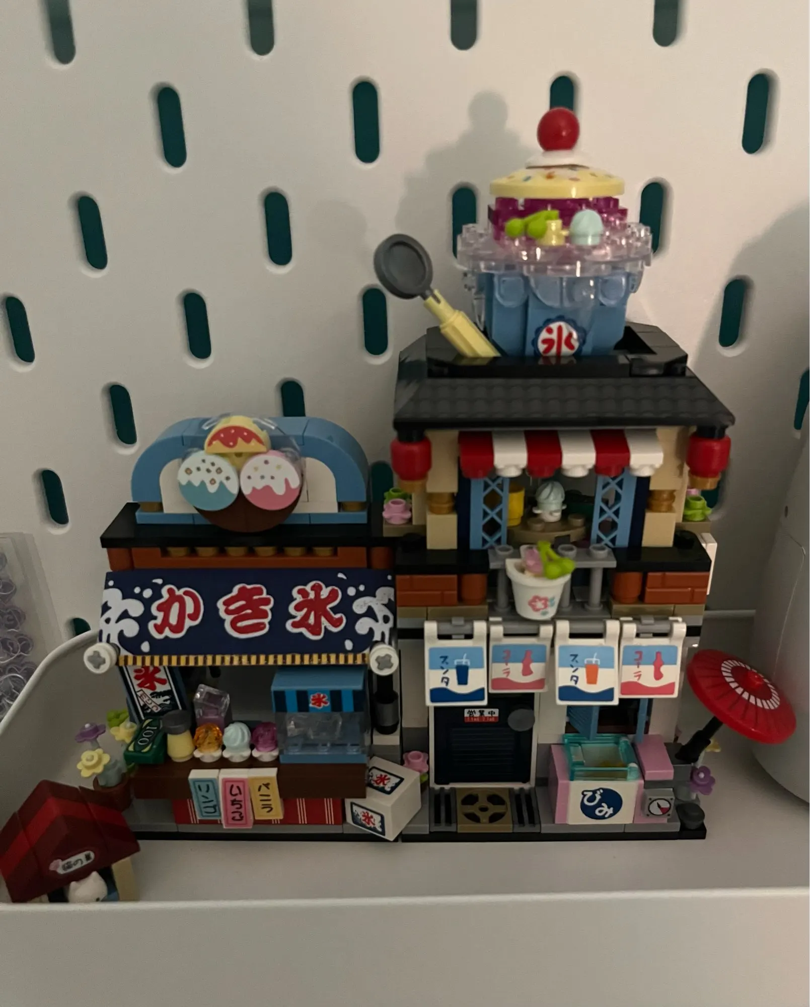 New LOZ Creative Sea Fish Food House Model Building Block MOC Retail Store With Figure Dolls Bricks Sets Boys Toys Kids Gifts photo review