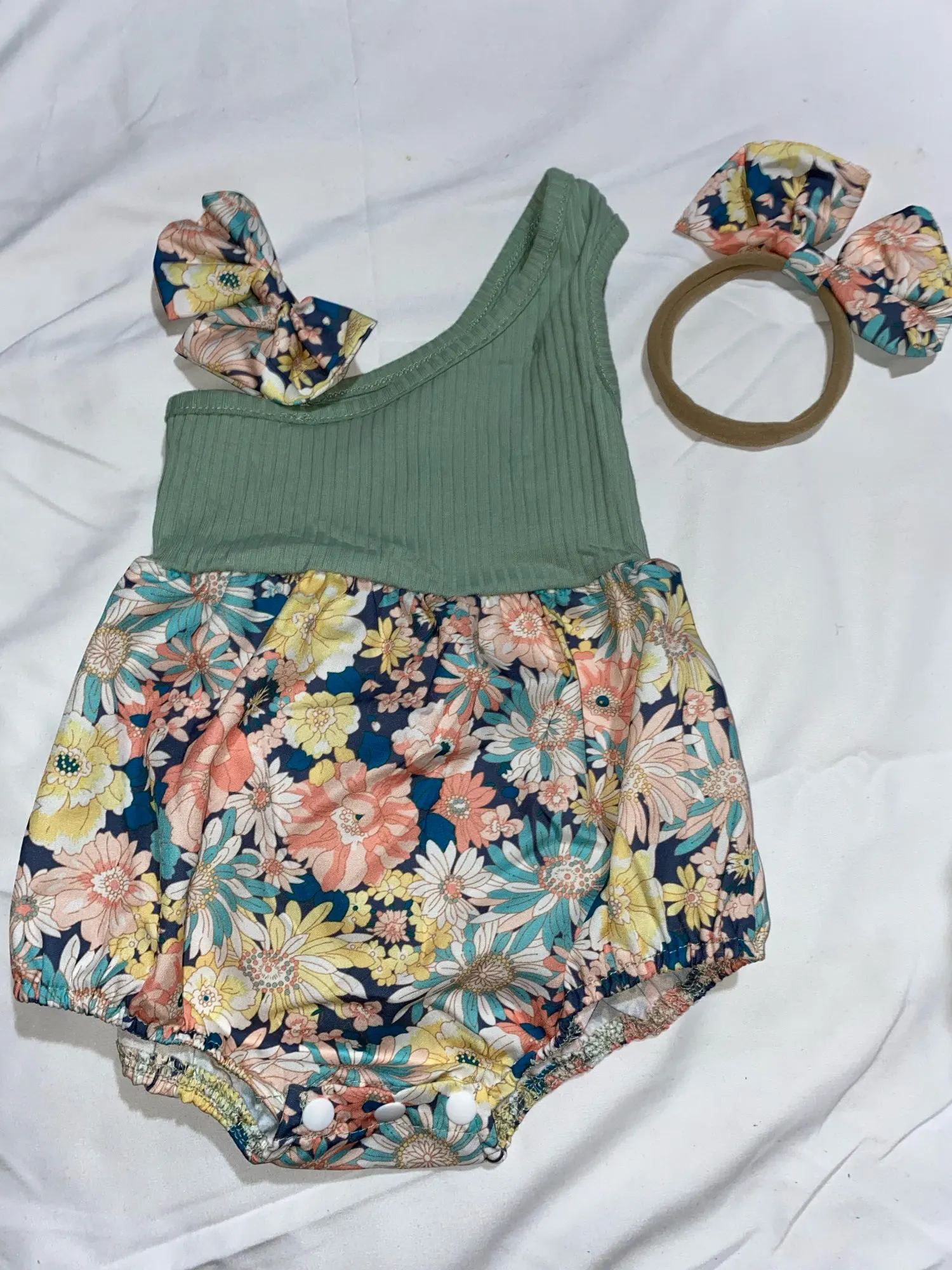 Two Piece  Floral One Shoulder Romper and Stretch Headband Cute Clothes photo review