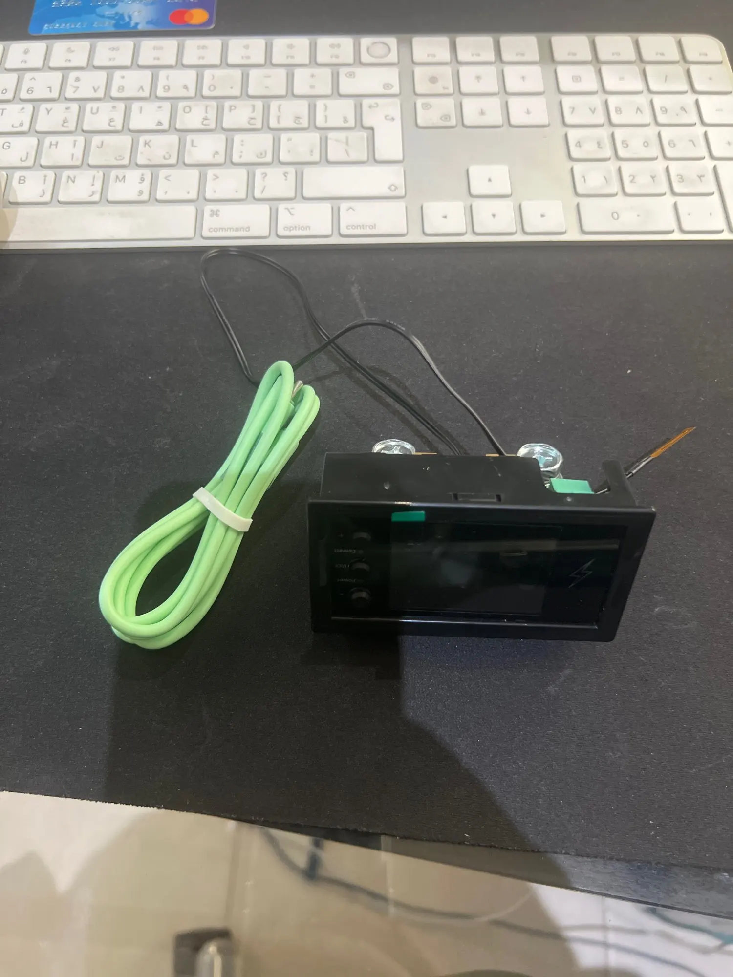 Car & solar battery wifi monitor 0-420V live data history Tuya app photo review