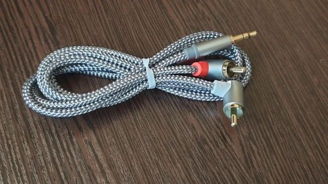 90° Angle RCA Audio Stereo Cable Jack 3.5mm to 2RCA Cable Splitter