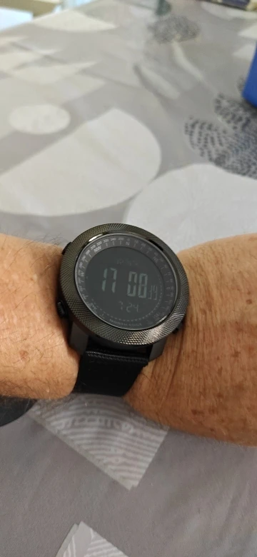 Men's Digital Watch - APACHE photo review