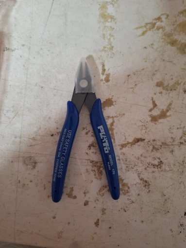 170 Wire Cutter DIY Trimmer Diagonal Side Cutting Cable Nippers Red Blue Pliers Hand Mini Snips Flush Nipper Trimmer Hand Tools photo review