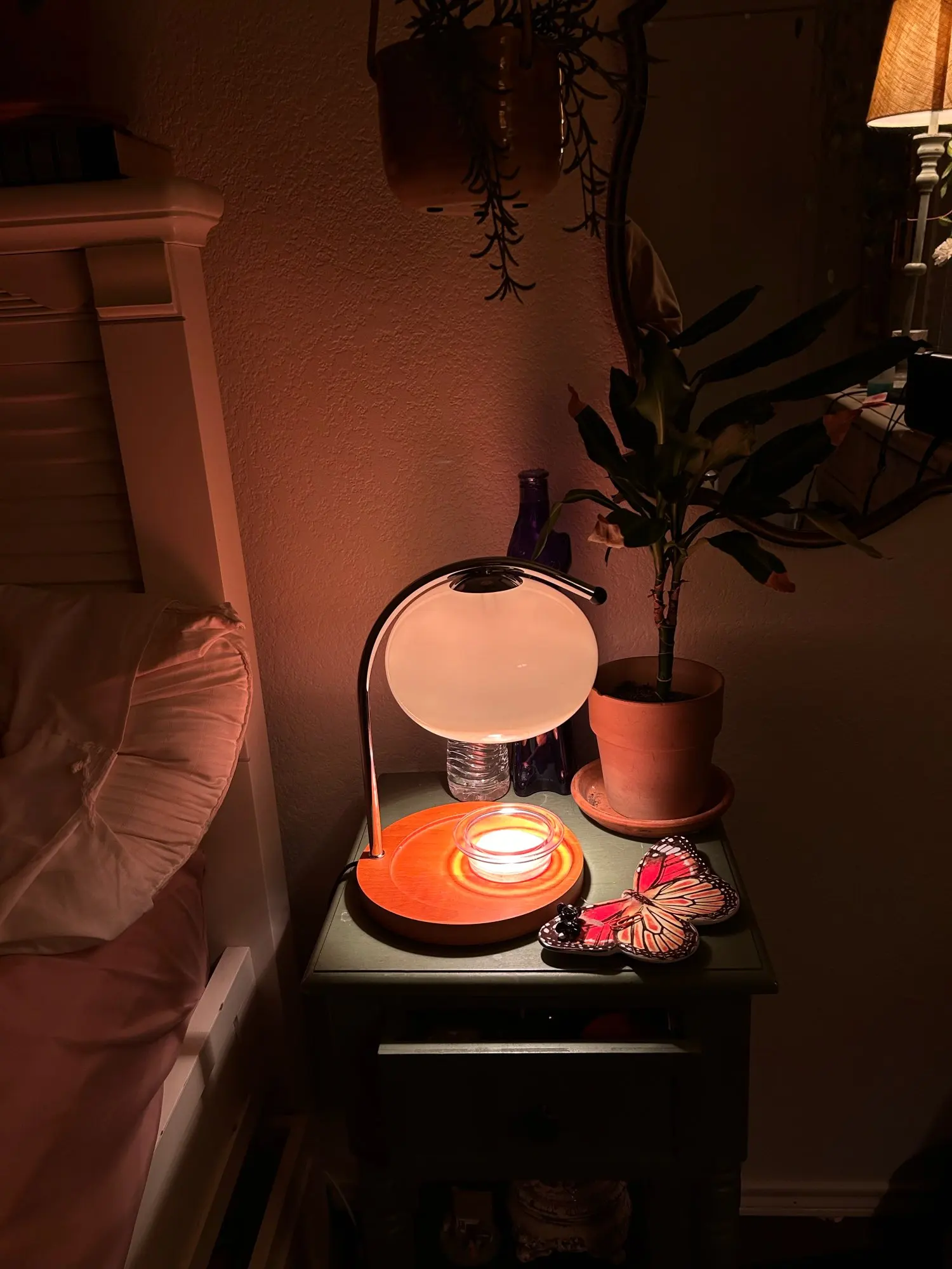 Vintage Glow, Glass Aromatherapy Table Lamp, Create a Warm Atmosphere in Your Bedroom or Living Space photo review