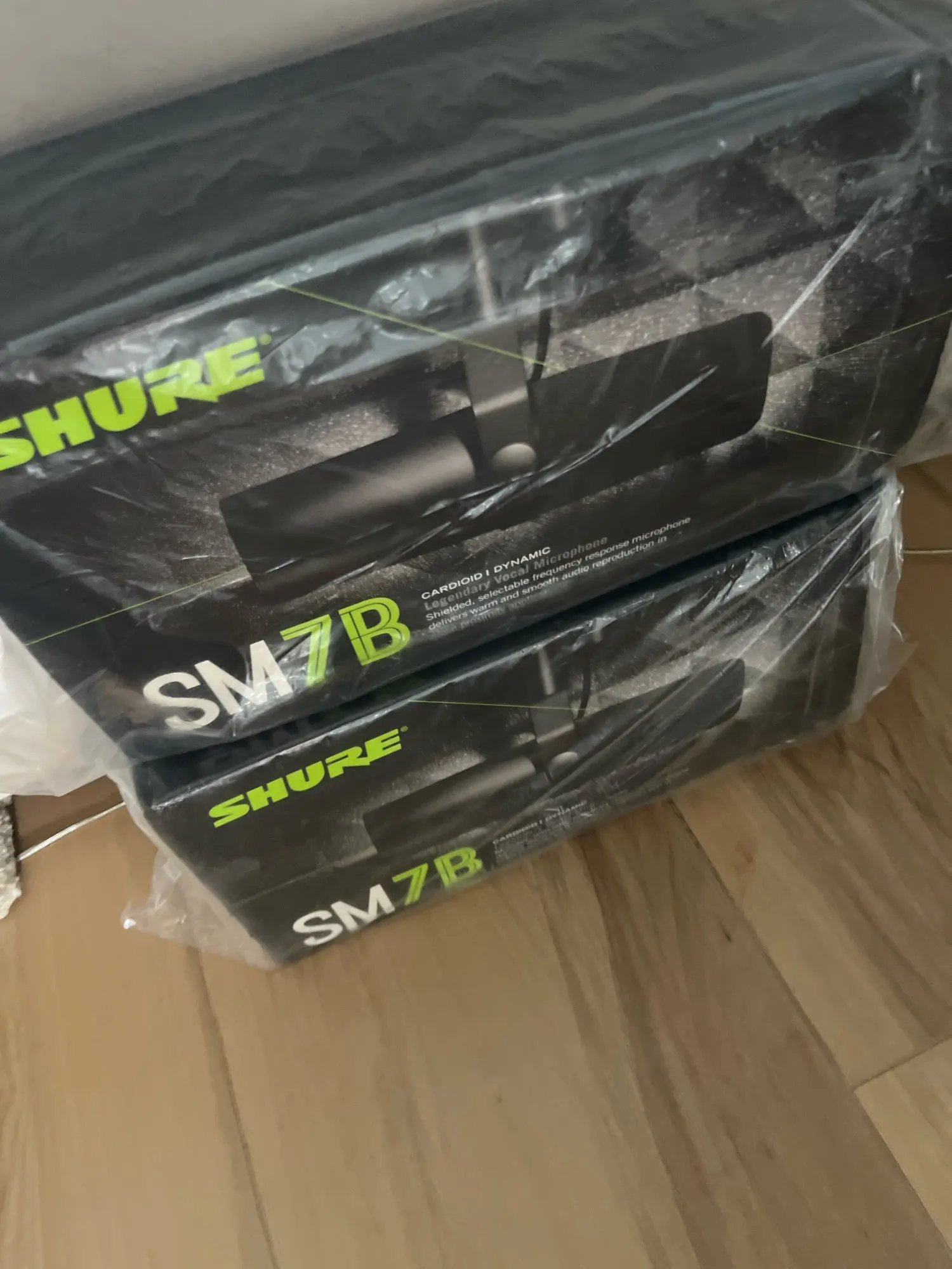 SM7B Cardioid Dynamic Microphone Sm7b 7B Studio Selectable Frequency Response Microphone photo review