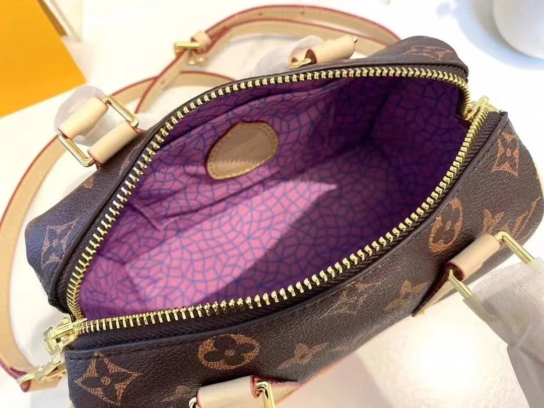 【美品】ルイヴィトン　タイガ　アルドワーズ リポーター ショルダーバッグ　黒 LOUIS VUITTON - 希少 ルイヴィトン タイガ アルドワーズ 黒
