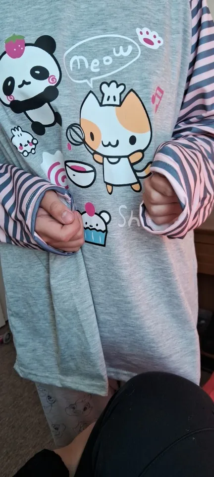 Cat Cafe Sweatshirt - Harajuku Aesthetic photo review