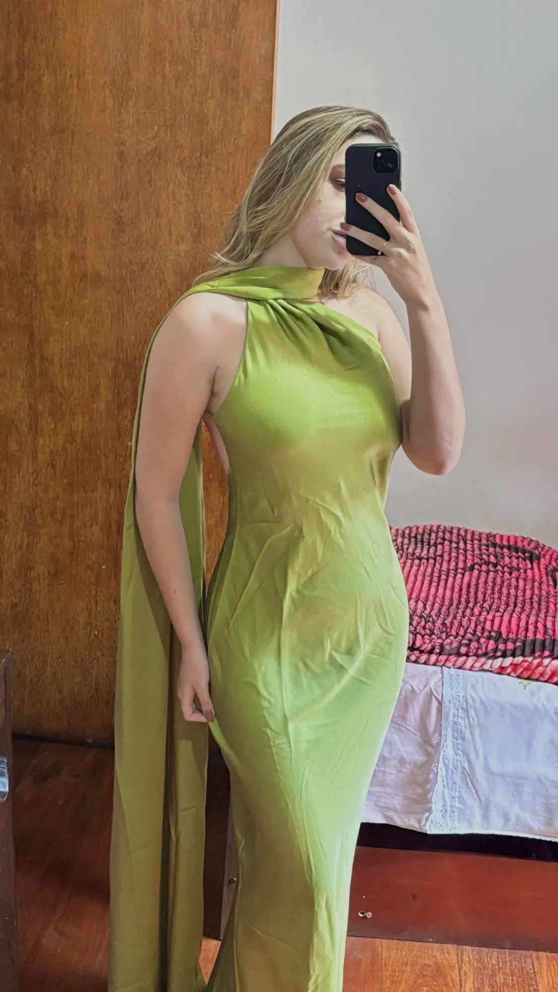 Elegant Backless Satin Ribbon Gown for Summer Events photo review