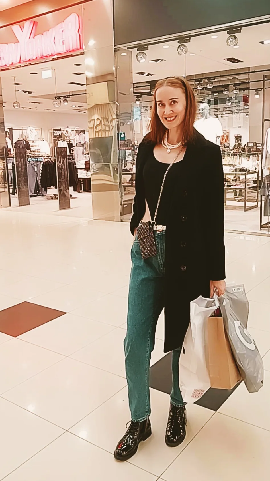 Gorgeous Multilayers Pearl Choker Necklace photo review