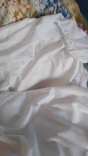 Waterproof Fitted Sheet Bedding Cover Bed Cloth Solid Color Mattress Cover Bed Protector Cover For Bedroom Guest Room photo review
