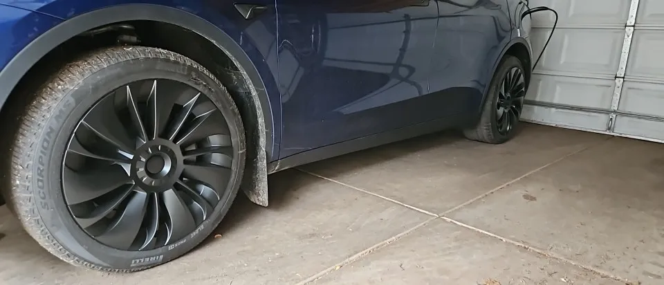 Teslahubs™ Wheel Caps customer photo