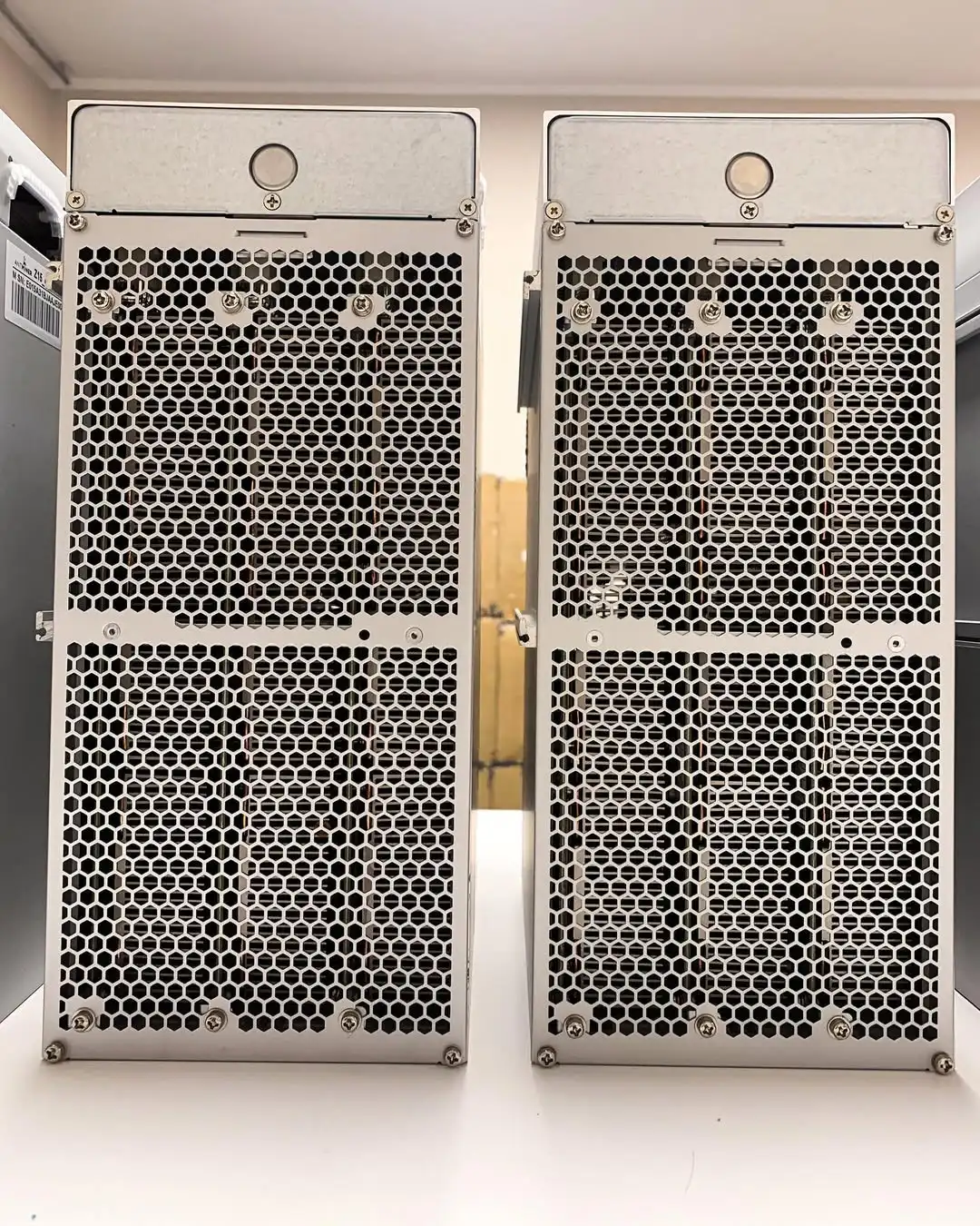 Equihash Miner Bitmain Antminer Z15 420kh/s ZEC Zcash ZEN 채굴기 1510W 전력 Antminer Asic Miner