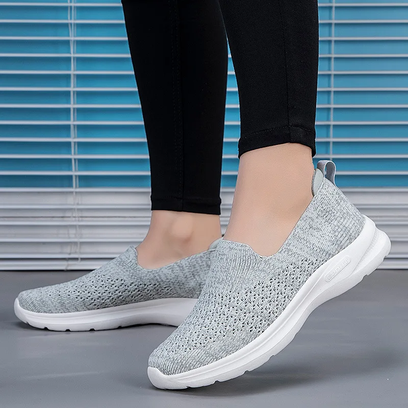 Slip-On Women Vulcanized Shoes Breathable Mesh Sport Sneakers Anti-Slip Flats Shoes Knitted Soft Sole Running Shoes Size 35-41