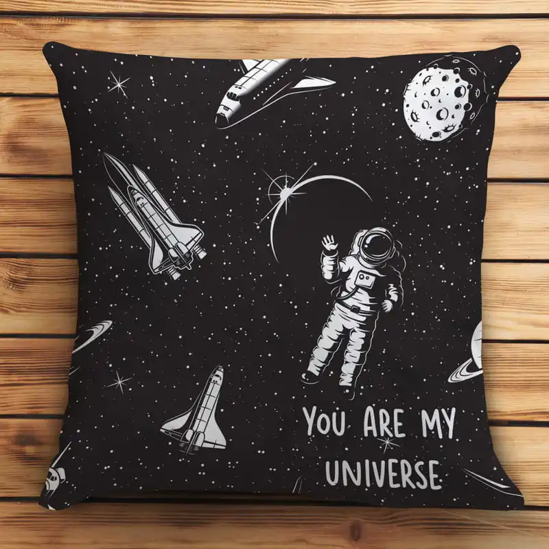 

Черная подушка с принтом You Are My Universe, 38x38 см, специальная подушка с космическим принтом
