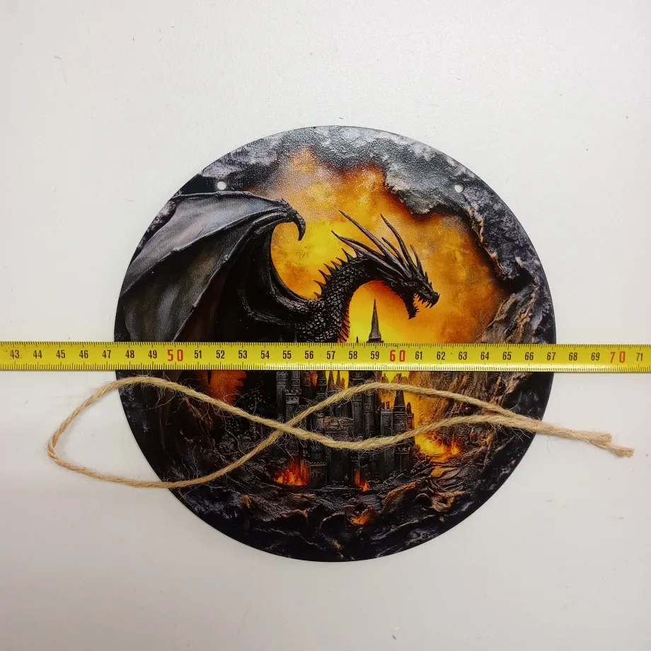 Décoration murale dragon ancestral en bois 2D  médaillon "Le Dragon du Château" – 20 cm