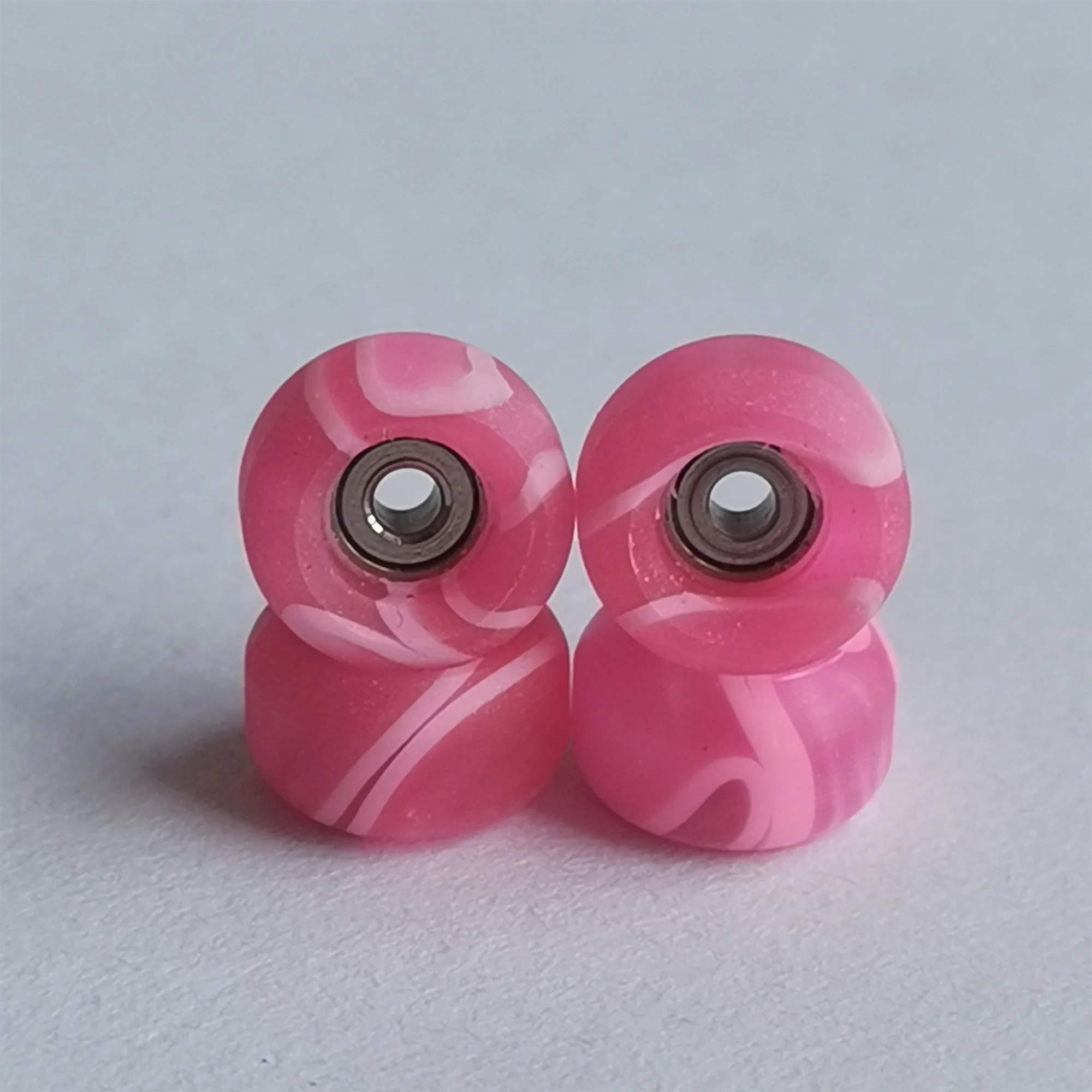 Рисунок 2 - Профессиональные колеса для скейтборда на палец