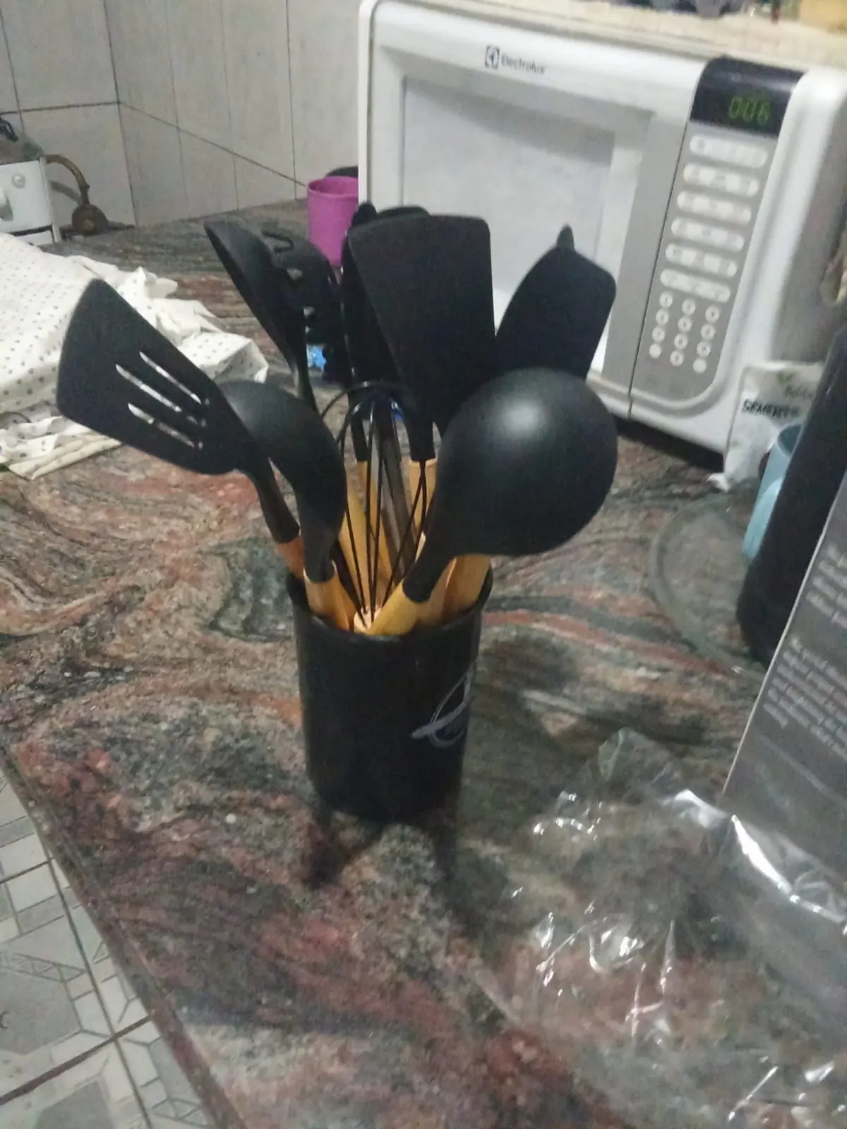 Silicone Colher Kit para Cozinha, BPA Antiferrugem, Madeira Conjunto de Utensílios De Cozinha, Jogo, 12 Peças photo review