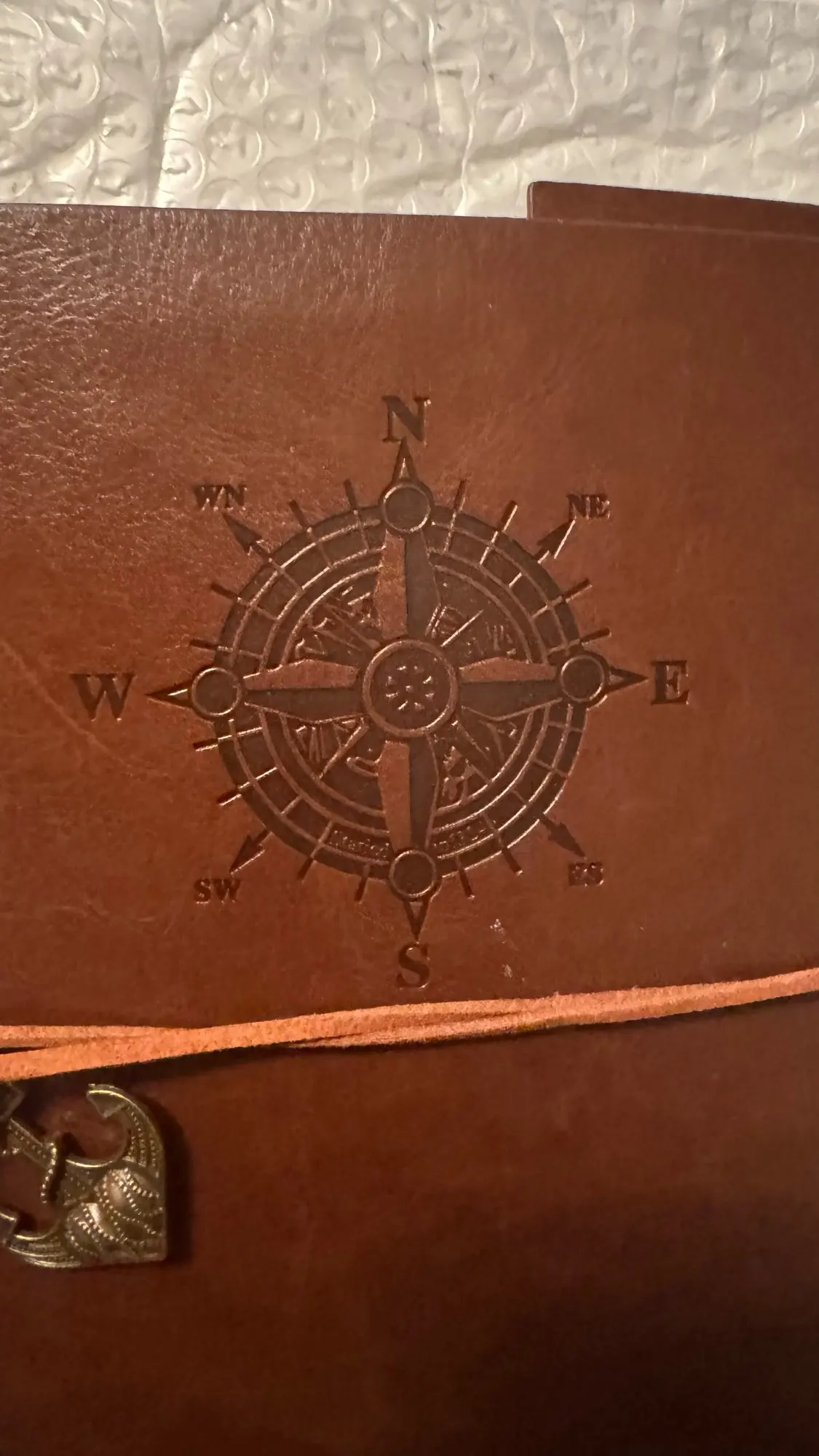 Journal de l'explorateur - Carnet de voyage cuir marron