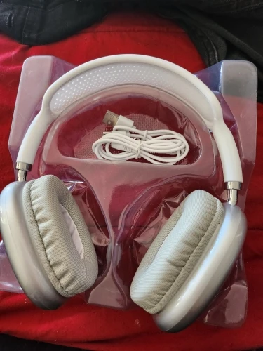 P9 Wireless Bluetooth Headphones With Mic Noise Cancelling