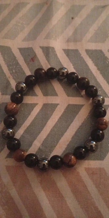 Triple Protection Bracelet: Tiger’s Eye, Obsidian & Hematite photo review