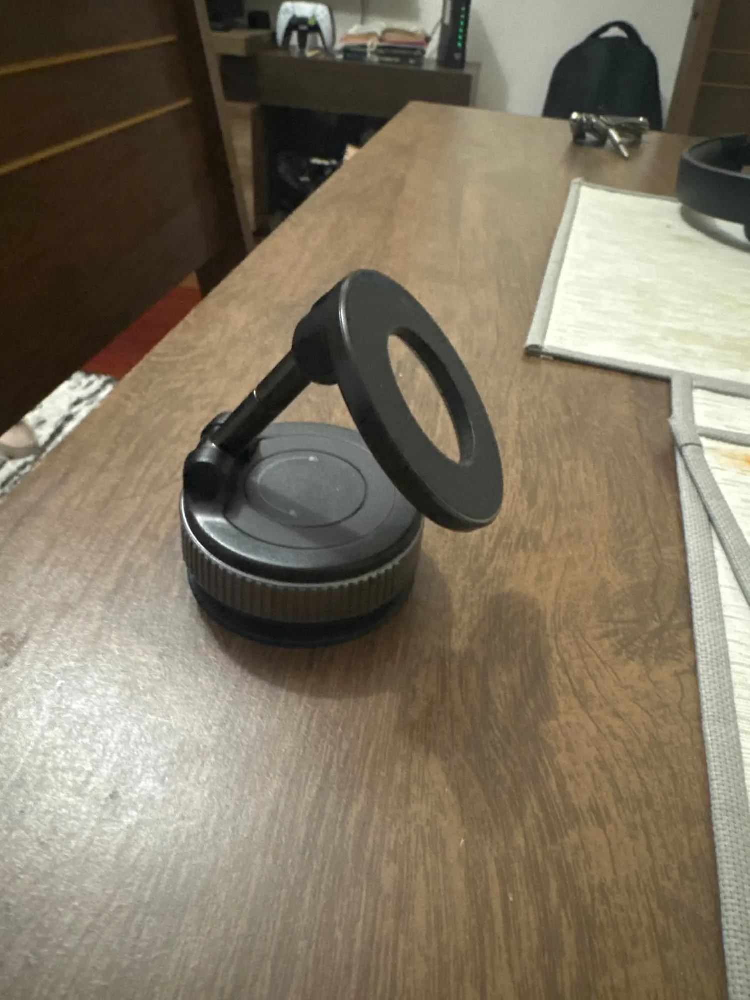 Magnetic Car Phone Holder 360° Rotation Folding With Vacuum Suction Cup For iPhone 12-16 Series Car/Gym/Driving Phone Holder photo review