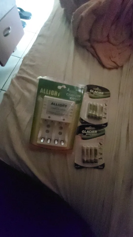 Kit Carregador De Pilhas E Pilhas Recarregáveis AA AAA - Neverdie Store photo review