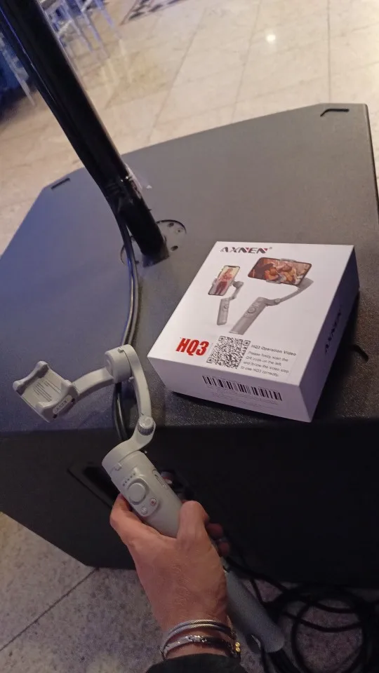 HQ3 3-Axis Gimbal Anti-Shake Stabilizer for Smartphone photo review