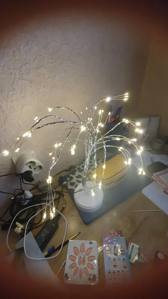 Copper Tree Glow: LED Table Lamp – Powered by USB/AA Battery for Creative Indoor Lighting photo review