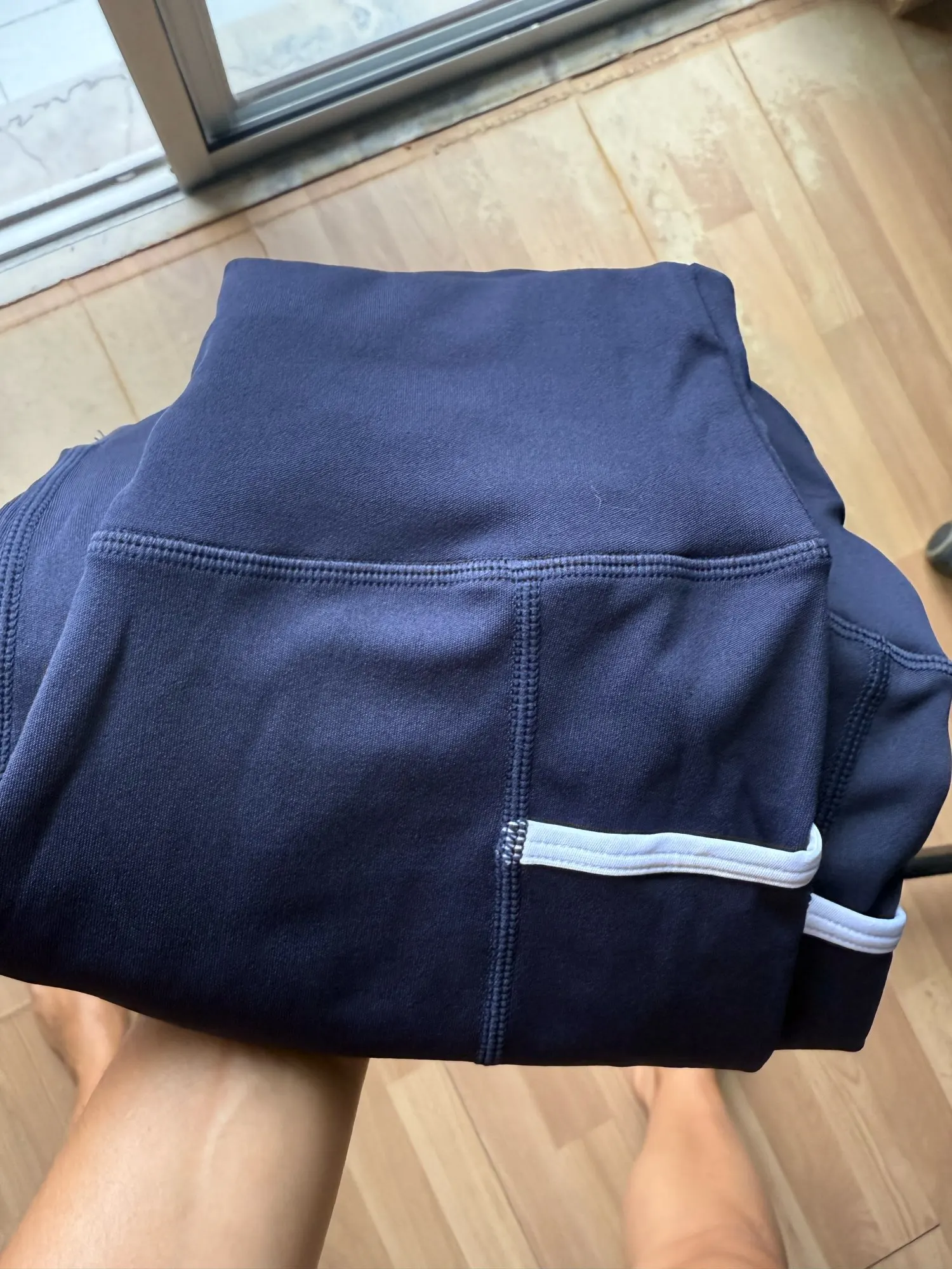 Women's High Waist Capri Yoga Leggings with Utility Pockets photo review