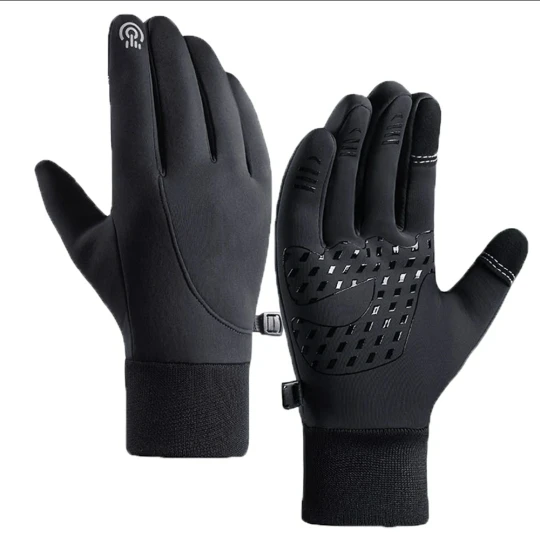 FrostShield Handschuhe – Warm, Wasserdicht & Reflektierend für jedes Winterabenteuer photo review