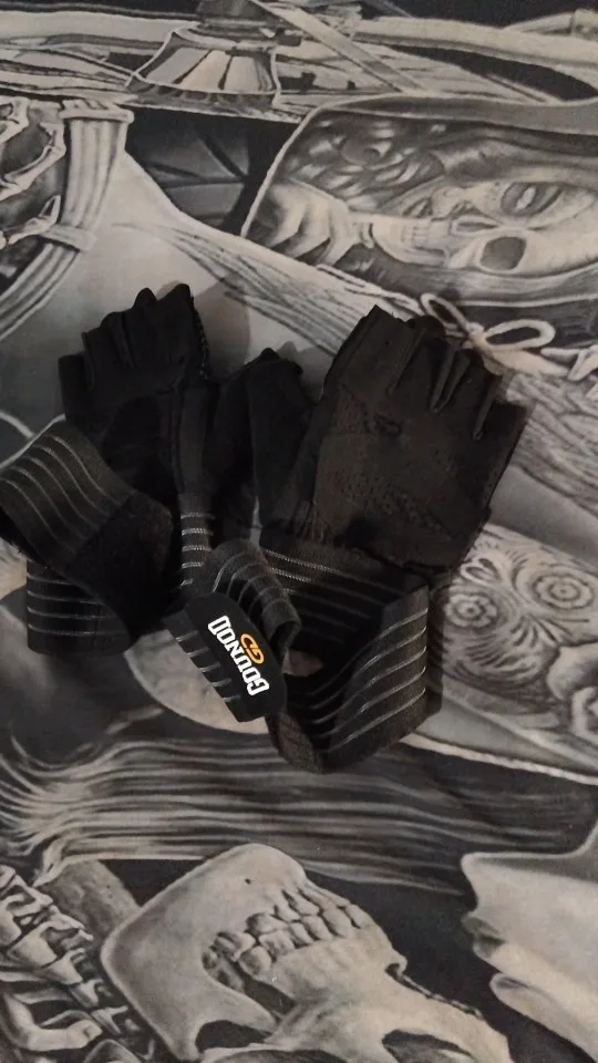 GOUNOD Weightlifting Gloves Wristband Support Breathable Anti-Slip Sports Gym Gloves photo review