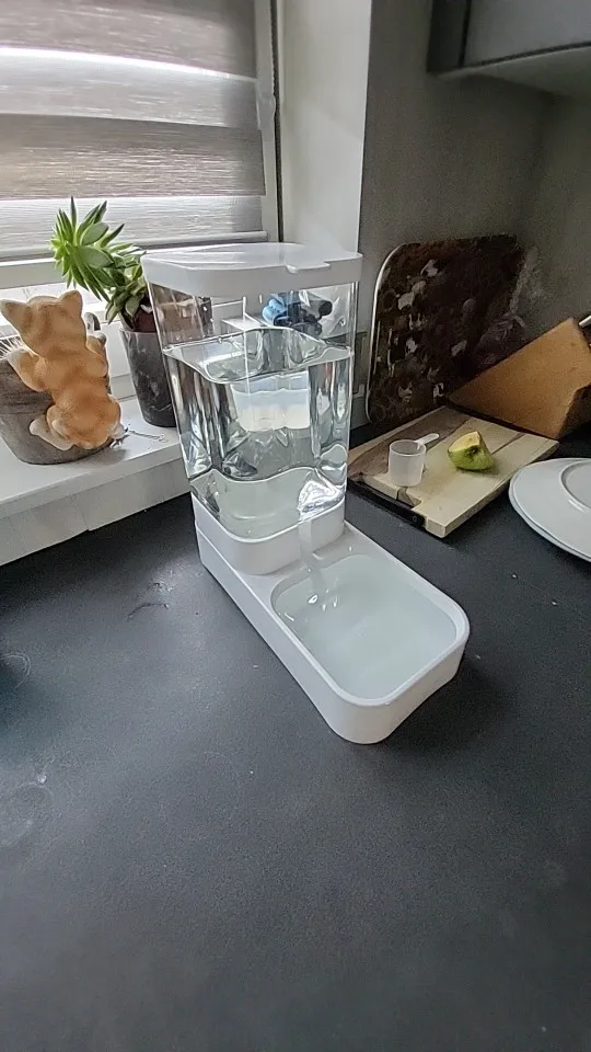 HOOPET Dog Feeder Cat Automatic Feeding Water Bowl Transparent Pet Food Storage Dispenser Container Puppy Kitten Accessories photo review