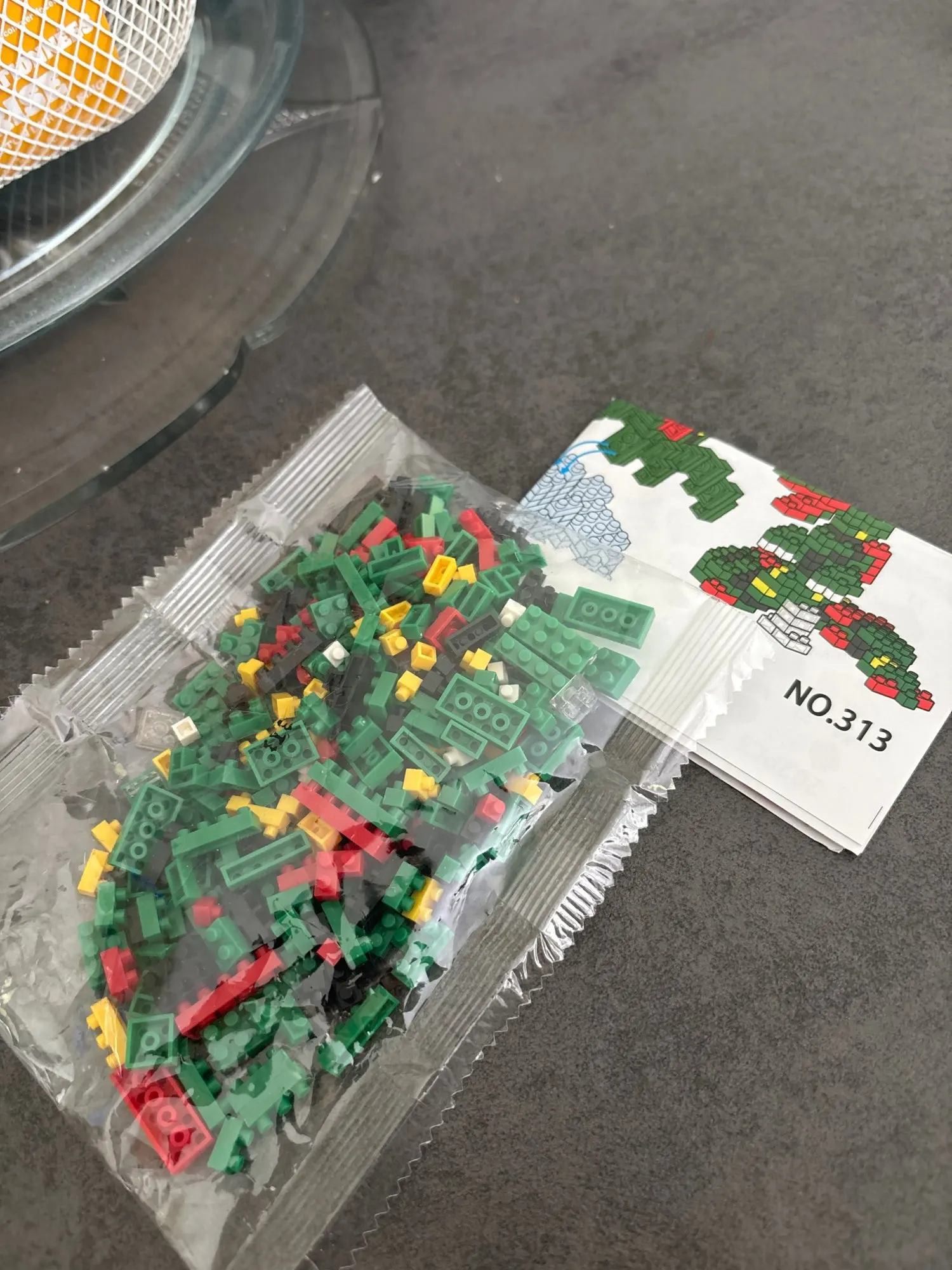 DIY Pokemon Blocks Small Cartoon Mini Building Block Pikachu Charizard Eevee Mewtwo Anime photo review