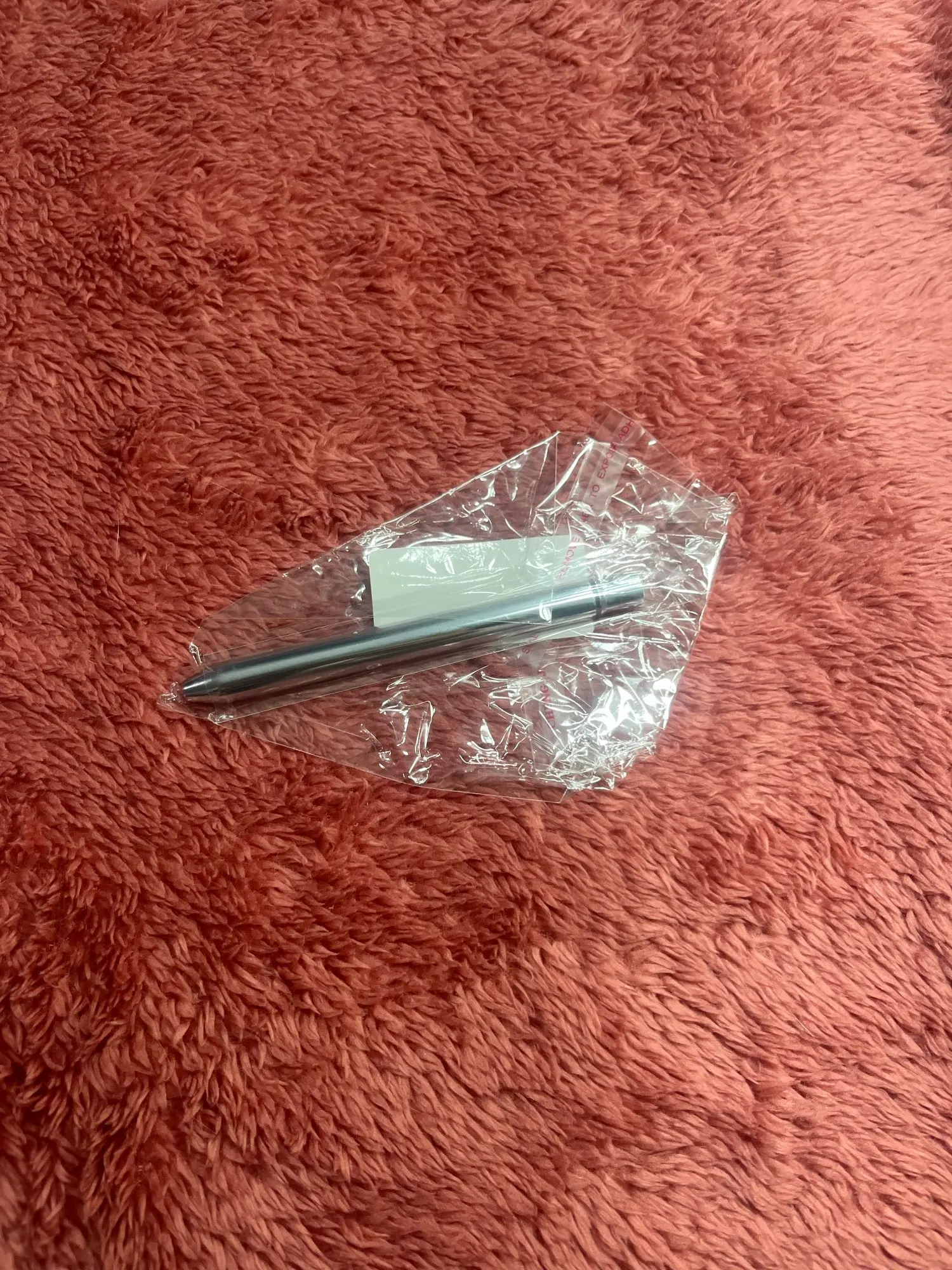 Portable Silver Lips Makeup Brush Pen Metal Handle Cosmetic Lipgloss Lipstick Lip Gloss Brush With Protect Cap Makeup Brushes photo review