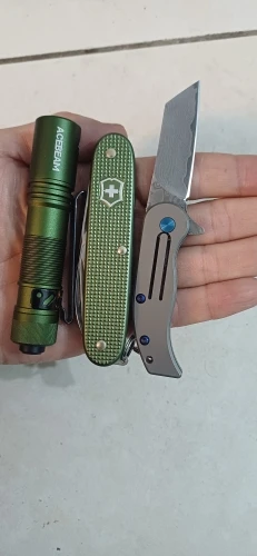 Multifuncional damasco chaveiro faca de bolso para transporte diário edc mini caixa cortador compacto leve sobrevivência faca dobrável photo review