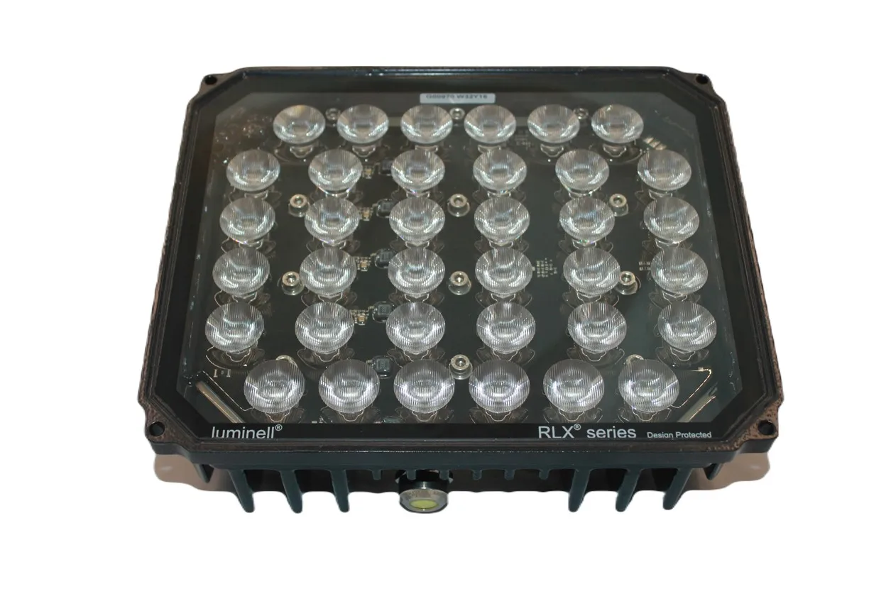 

LUMINELL RLX C LED FLOODLIGHT 80WAC1 OBH 5K 1x6-13 2ABAABK LN1001871