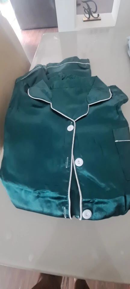 Plus Size Luxurious Silk Pajamas for All Seasons Comfort photo review