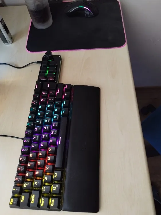 Bluetooth Macro Mechanical Keyboard with RGB and Hotswap photo review