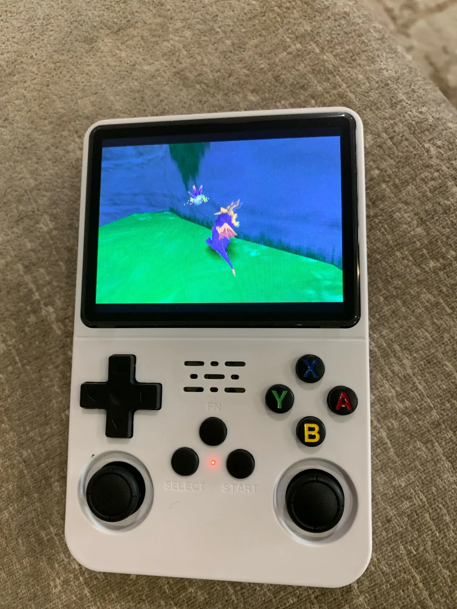 R36 ULTRA photo review