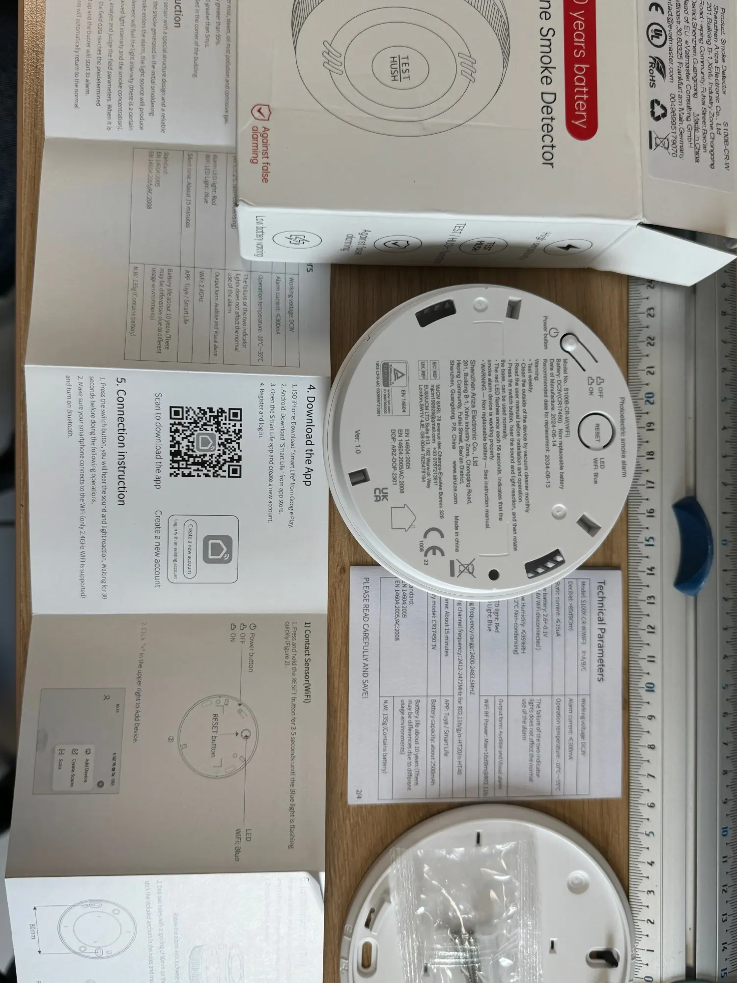 Nutikas suitsuandur - WiFi-toega 10-aastane patarei suitsuandur Tuya ühilduvusega fotoülevaade