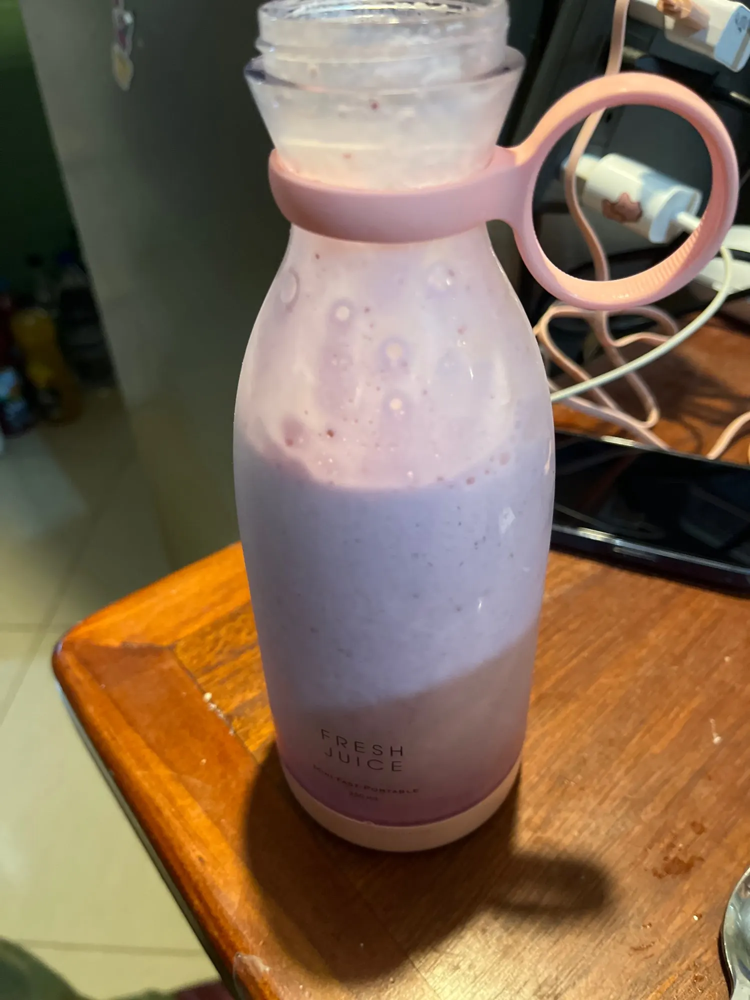 Portable Electric Juicer Blender Usb Mini Fruit Mixer (Hot Sale) photo review