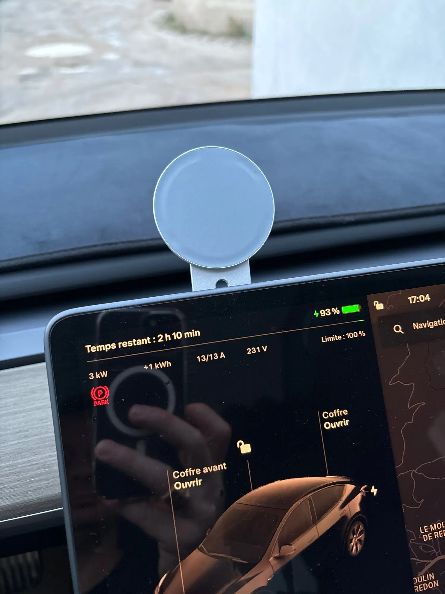 Teslahubs™ 6D Magnetic Phone Holder  customer photo