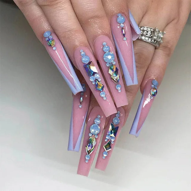 350+ Acrylic Nails With Rhinestones Stock Photos, Pictures & Royalty-Free  Images - iStock