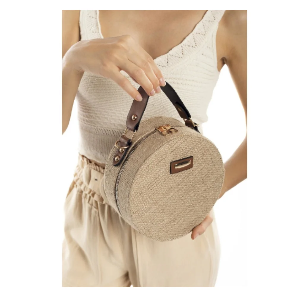 

Women's Straw Round Shoulder Bag Cross-Pass Use Luxury Model Quality 2022 Season Trend Style Fashion Design Usable in All Seasons Comfortable Wear Easy to Carry Spacious Interior Fast Shipping 20% ​​Discount for Buying