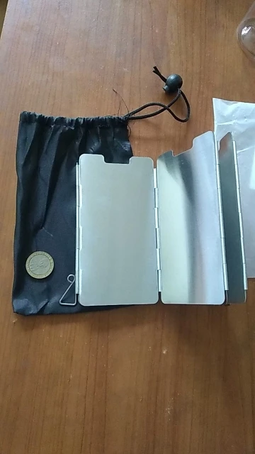 Tall Stove Windscreen-Gas Burner Windshield- Aluminum Camping Stove Compact Folding,Outdoor Cooker Butane Burner Wind Shield photo review