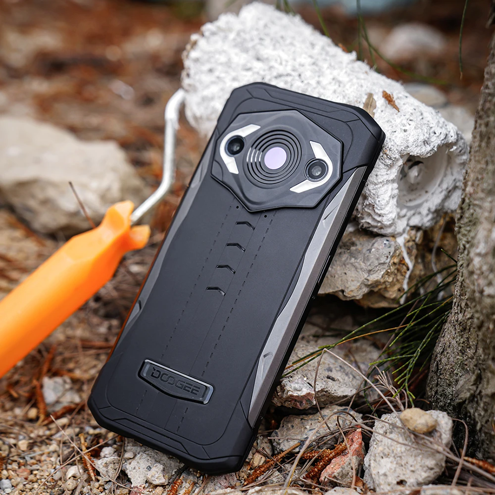 TECH TALK: Doogee S98 Pro – a rugged phone with oodles of memory, battery  power and gadgets galore