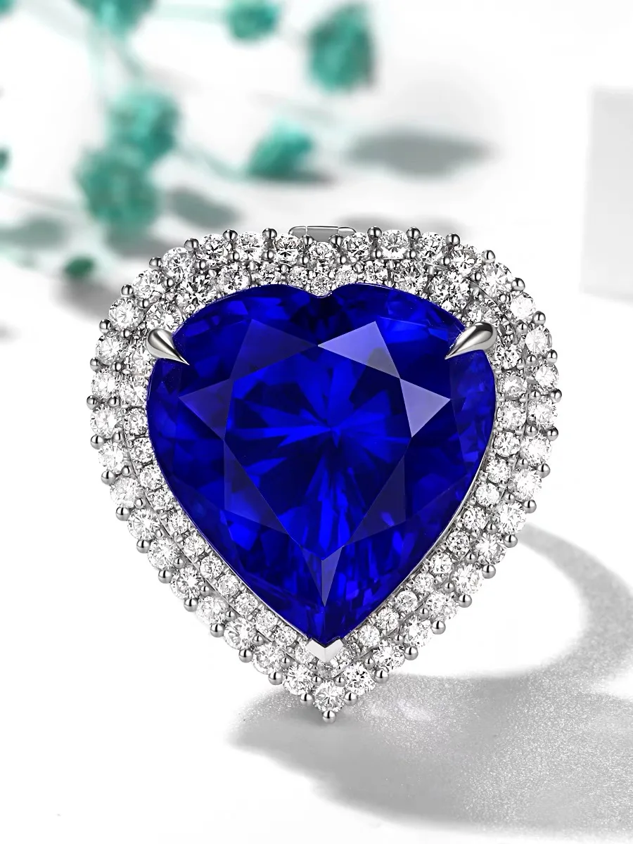 Рисунок 2 - Кольцо из натурального танзанита