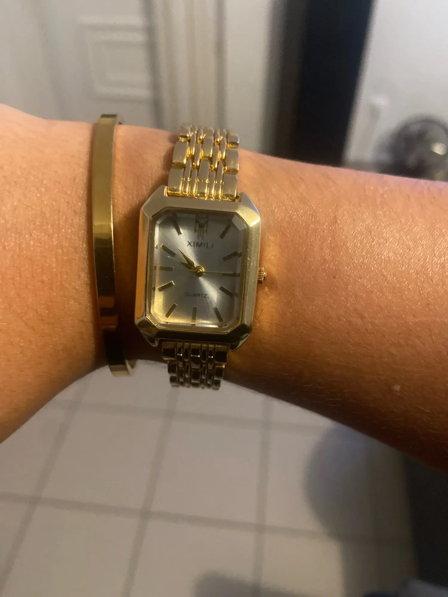 Women's 32mm Square Quartz Watch photo review